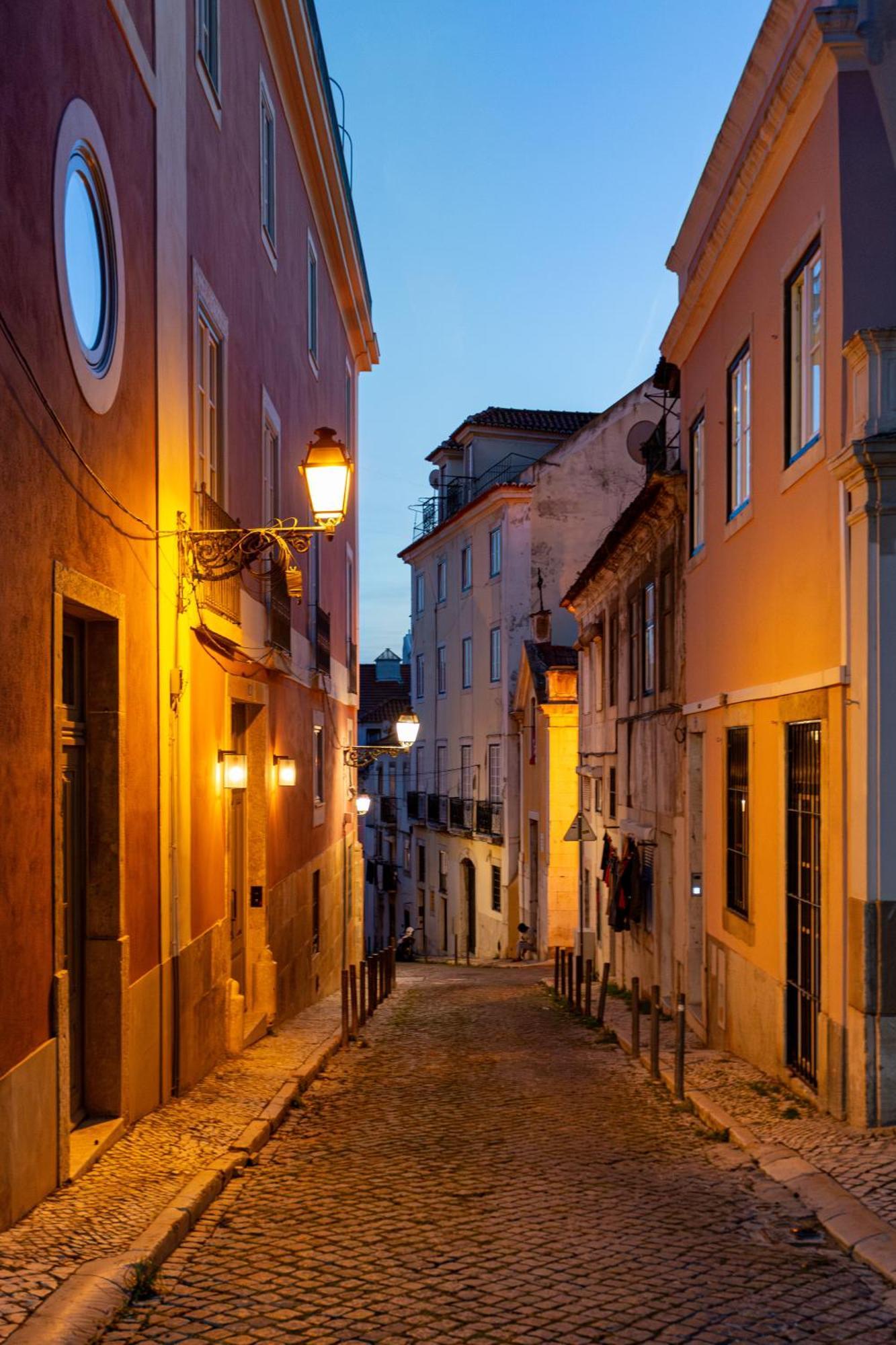 Joivy Bairro Alto 2-Br Apartment With Large Terrace Lisbona Esterno foto