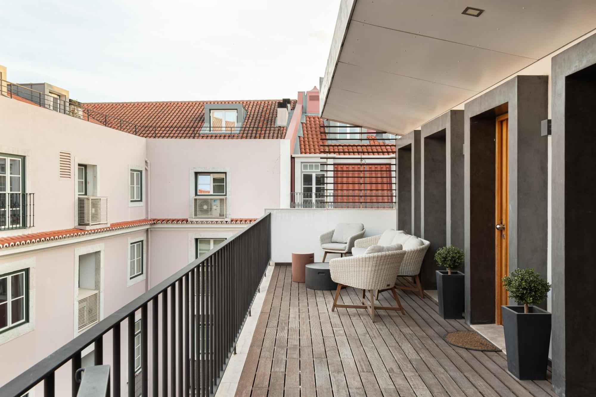 Joivy Bairro Alto 2-Br Apartment With Large Terrace Lisbona Esterno foto