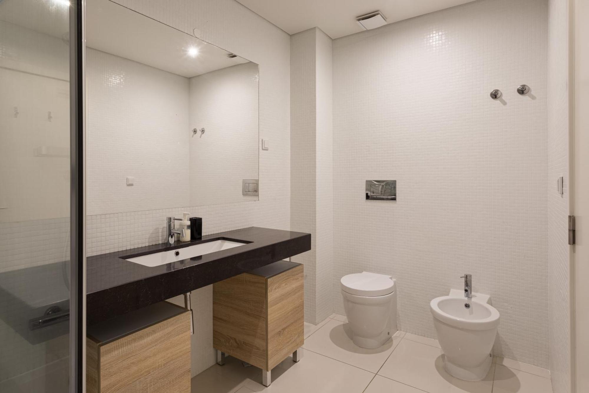 Joivy Bairro Alto 2-Br Apartment With Large Terrace Lisbona Esterno foto